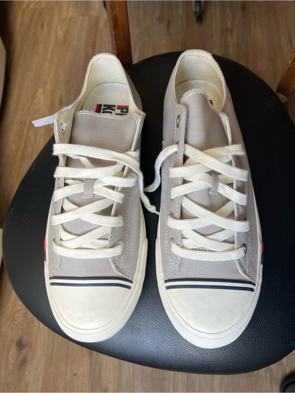 Keds Men's Low-Top Canvas Sneakers in Light Beige and White size 11